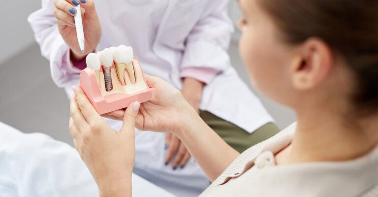 implante dentário em jaraguá do sul